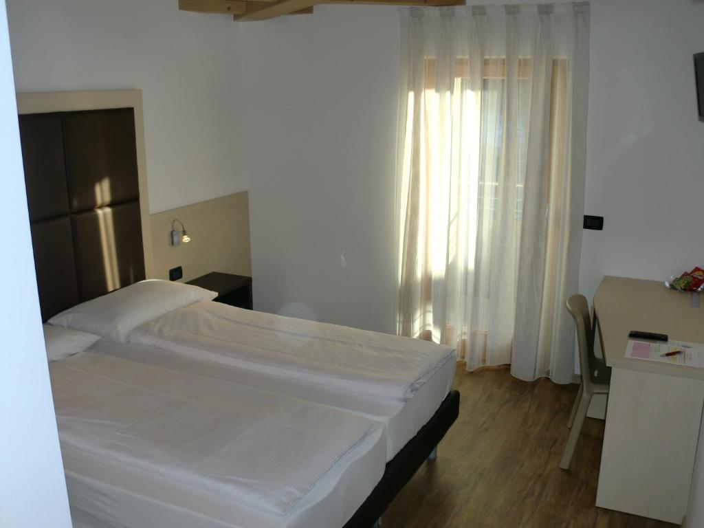Villa Cameras Room And Breakfast Mori Exterior foto