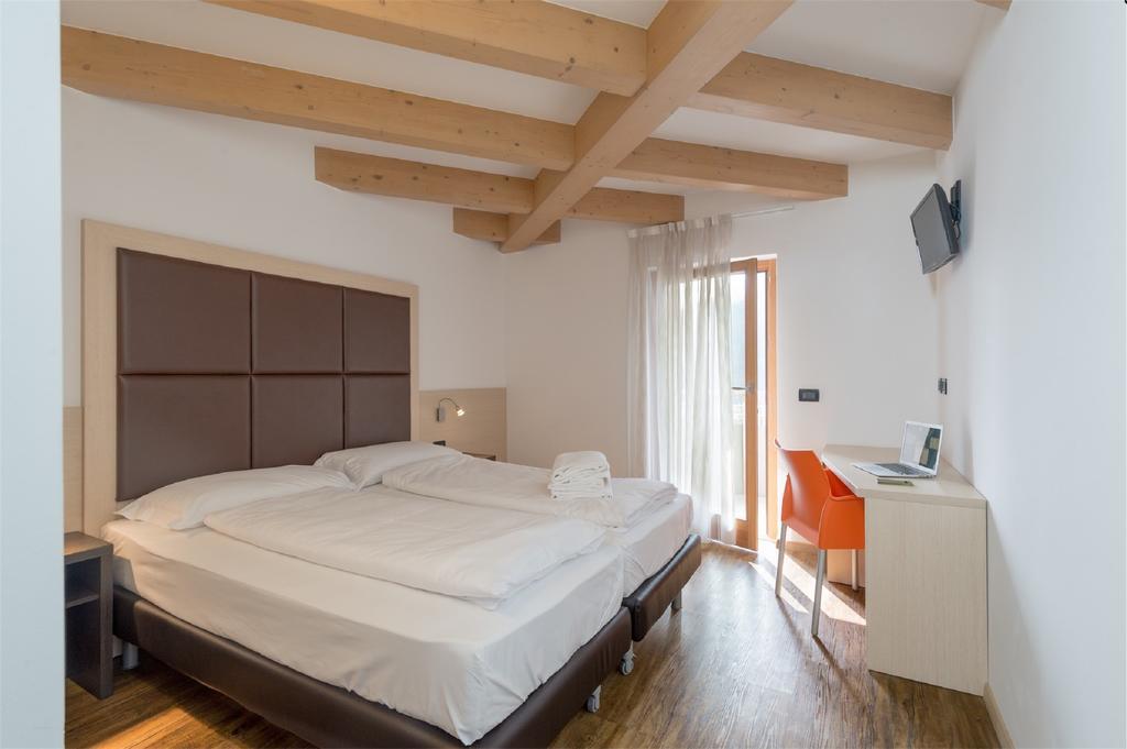 Villa Cameras Room And Breakfast Mori Exterior foto