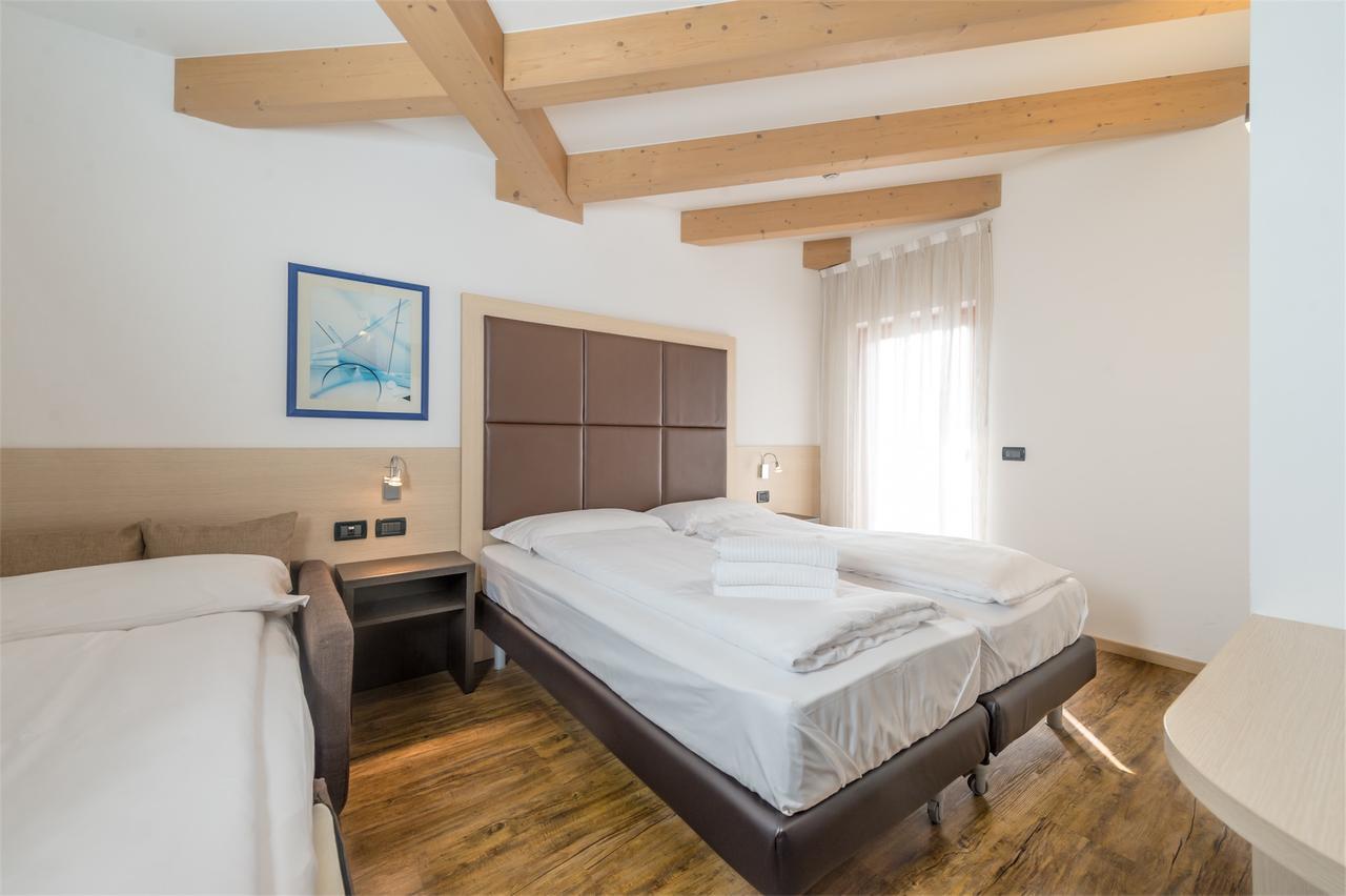 Villa Cameras Room And Breakfast Mori Exterior foto